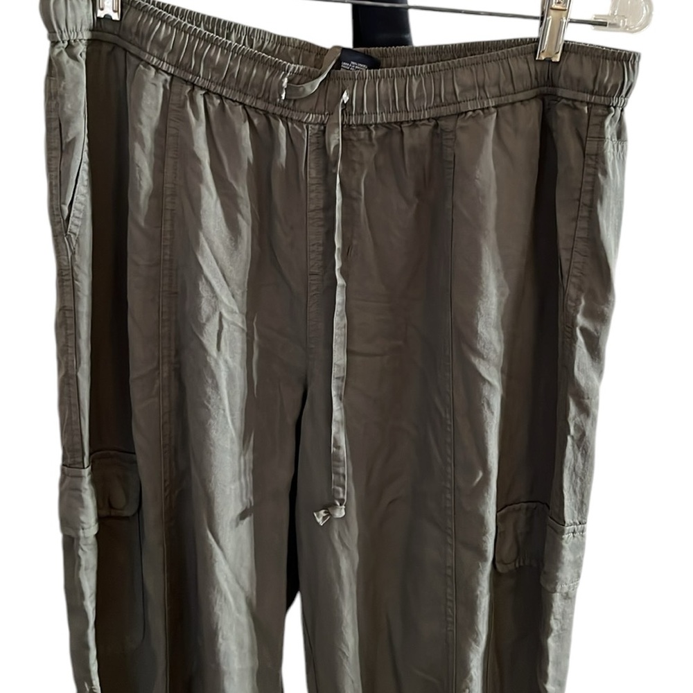Mossimo Supply Co size large green cargo joggers with cargo pockets